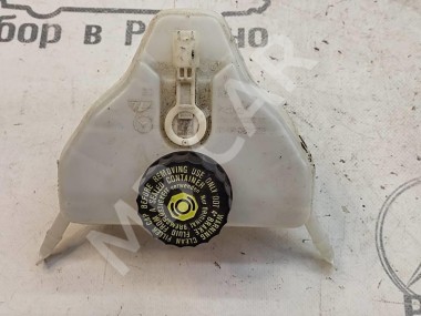 Бачок тормозной жидкости MERCEDES-BENZ GLC-класс AMG X253 (2016 - 2019) — Разборка Мерседес