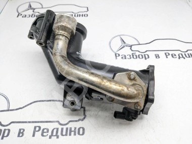 Патрубок впускного коллектора MERCEDES-BENZ M-класс W164 (2005 - 2008) — Разборка Мерседес